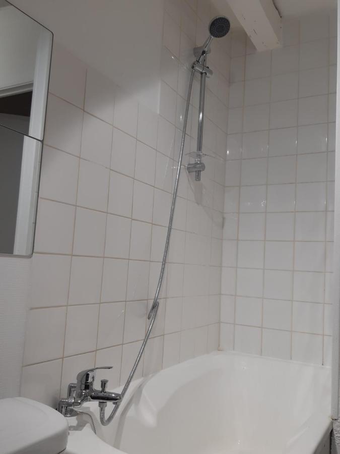Elbeuf Studio Combles Chambre Separee Wifi Sweet Home Exterior foto